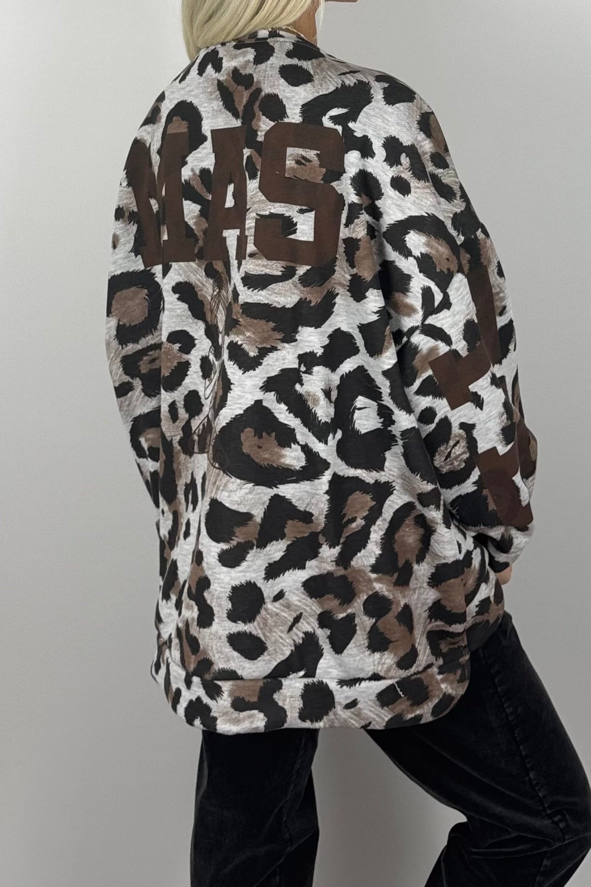 Leo Oversize Sweatshirt „Namaste“-Grau