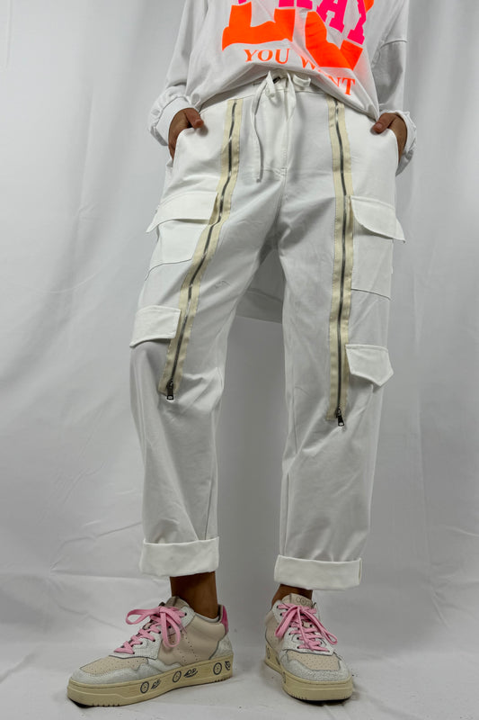 Hose mit Elastikbund, Zipper-Details & Taschen-Weiß