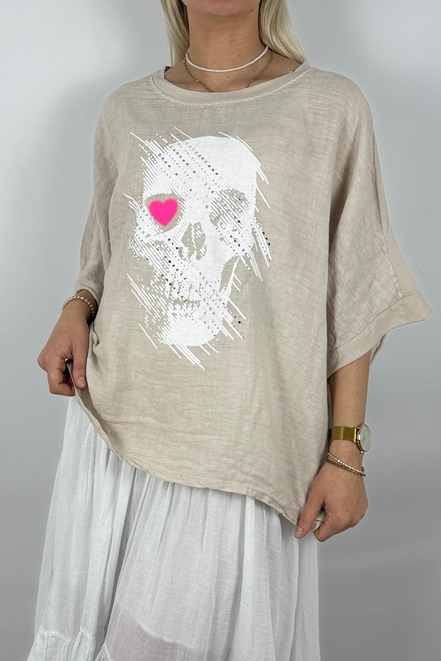 Oversize Shirt mit Skull & Herz Print – Leinenmix-Beige