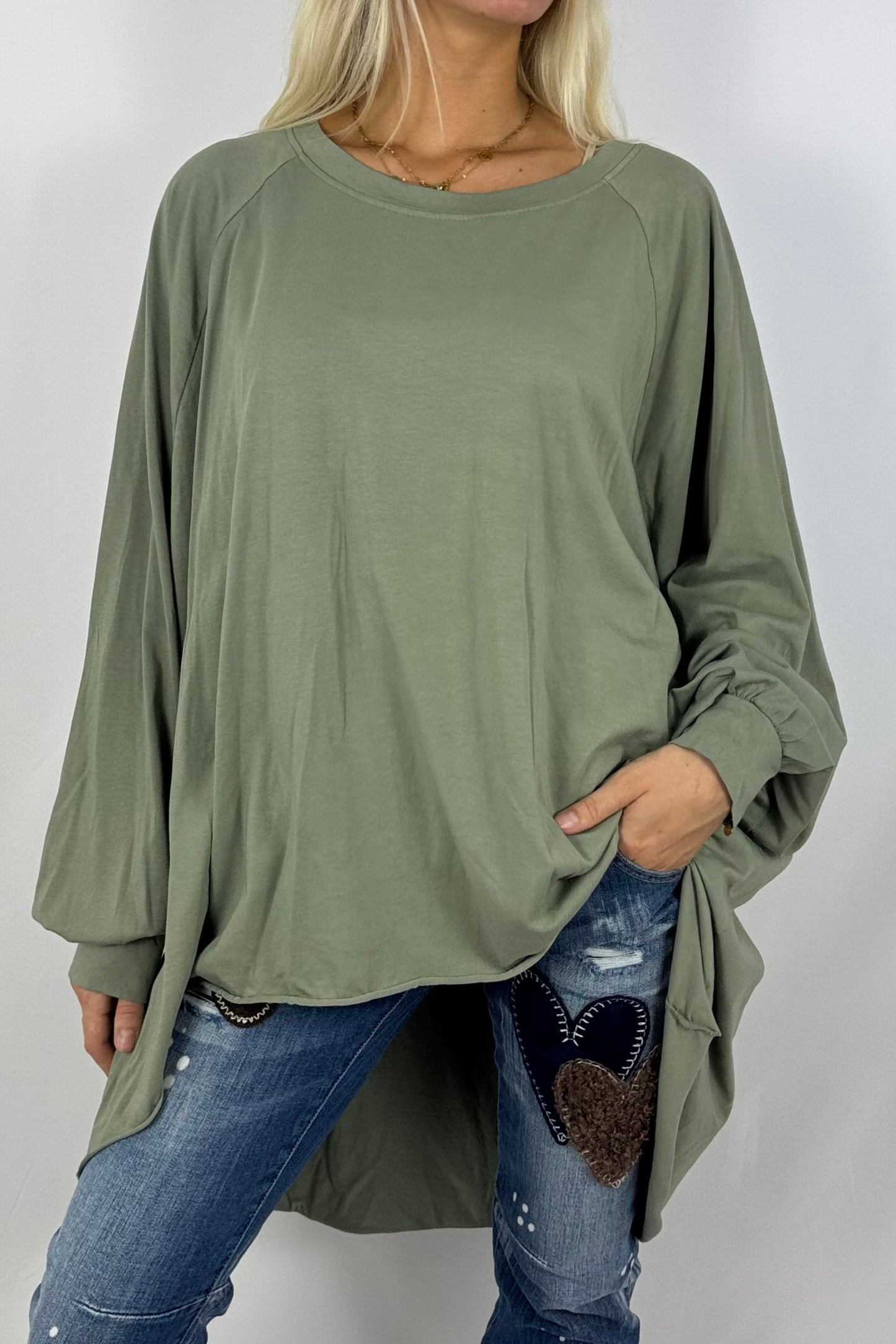 Oversize Longshirt „Wild at Heart“-Khaki