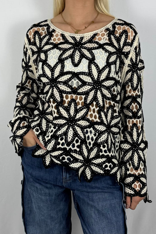 Gehäkeltes Oversize-Shirt mit Blumenmuster-Schwarz