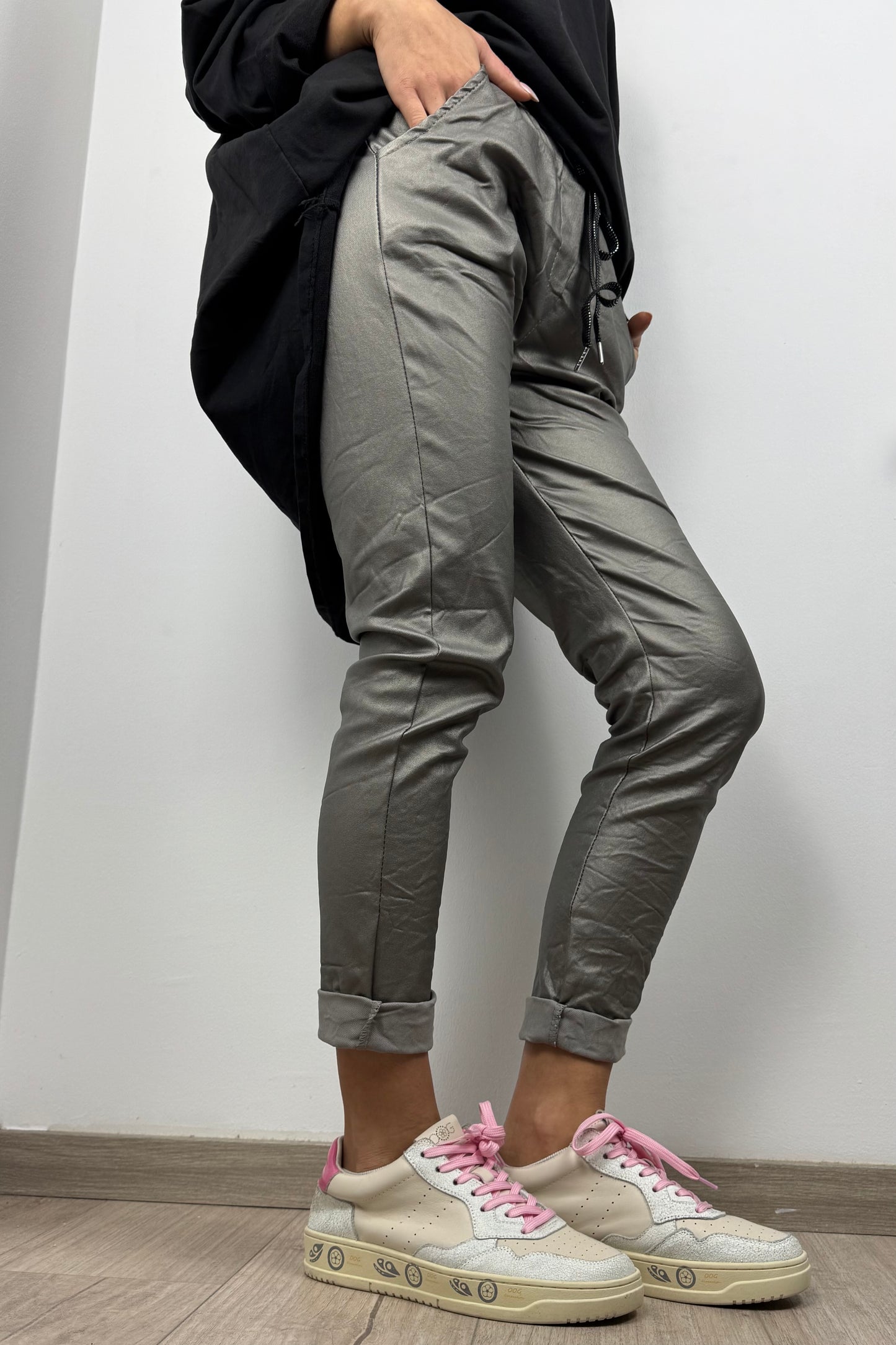 Glanz-Effekt Jogpants mit Kordelzug –Silber