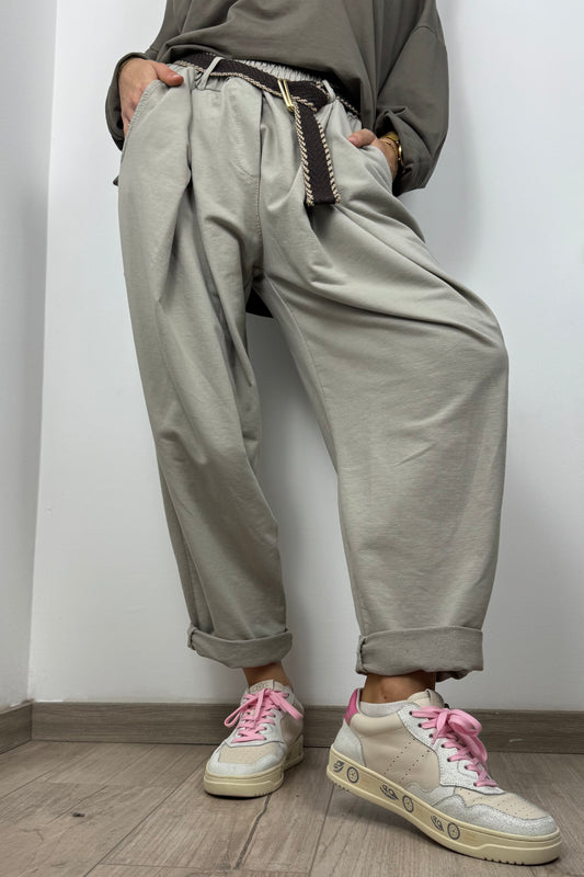 Bequeme Damenhose mit elastischem Bund und Gürtel-Beige