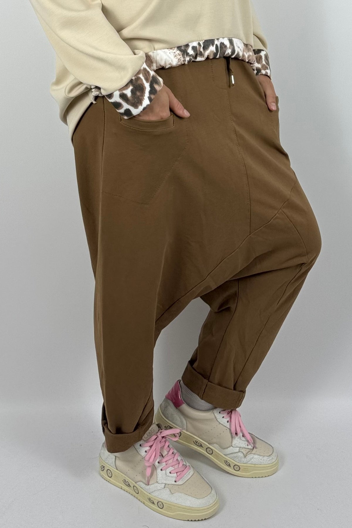 Lässige Baggy-Hose mit Taschen – Kamel