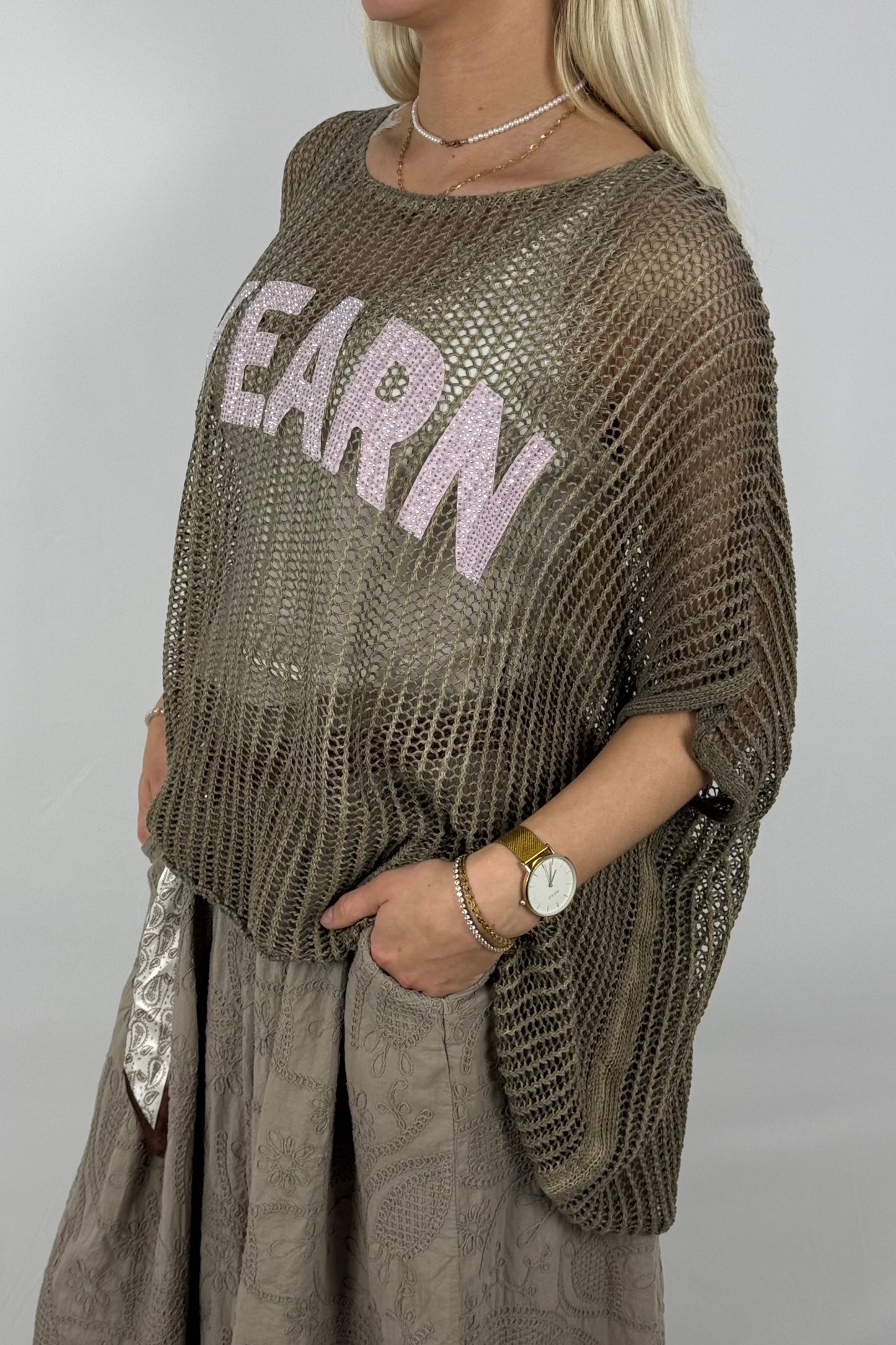 Oversize Strickshirt „YEARN“ – Netzlook Statement Shirt-Mud