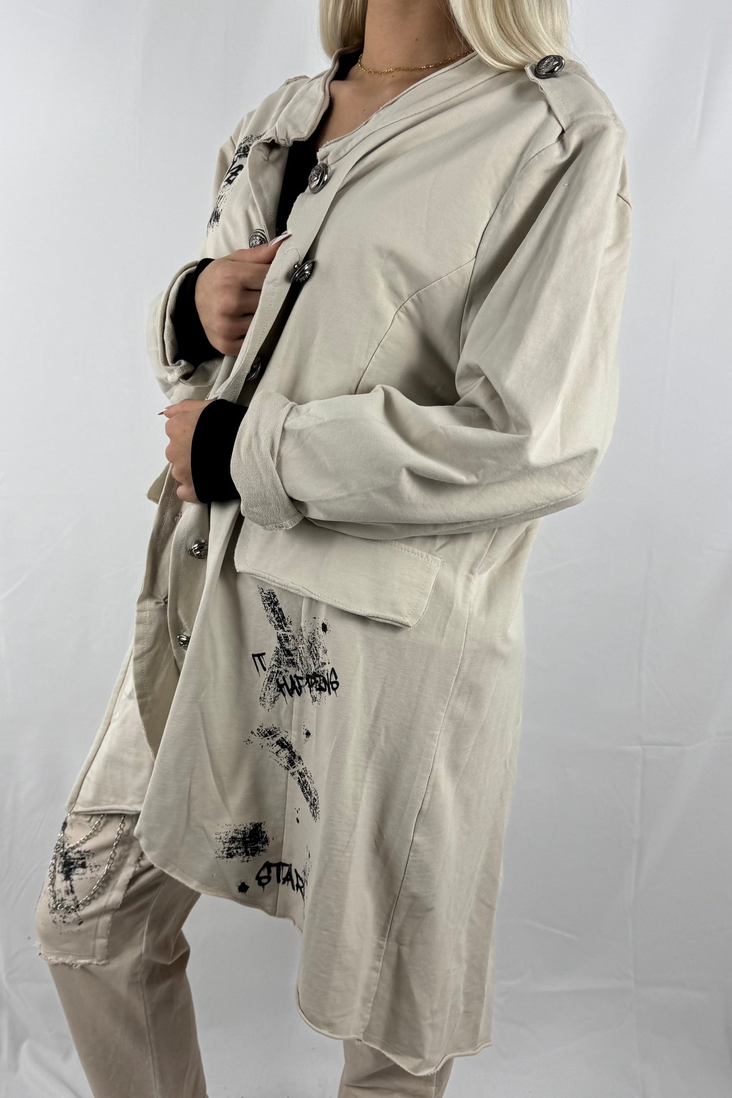 Lässiger Mantel mit Print & Knopfleiste –Beige