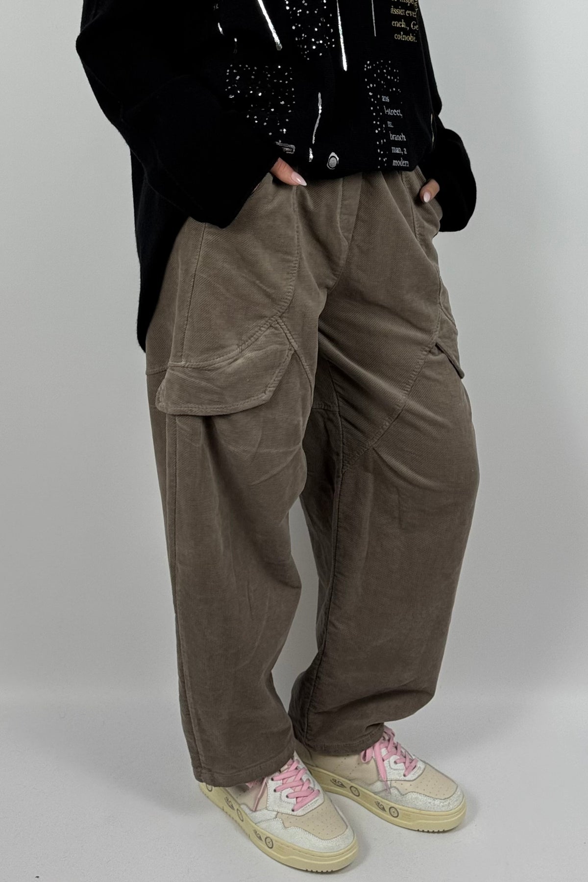 Lässige Baggy-Hose mit Cargo-Taschen-Mud