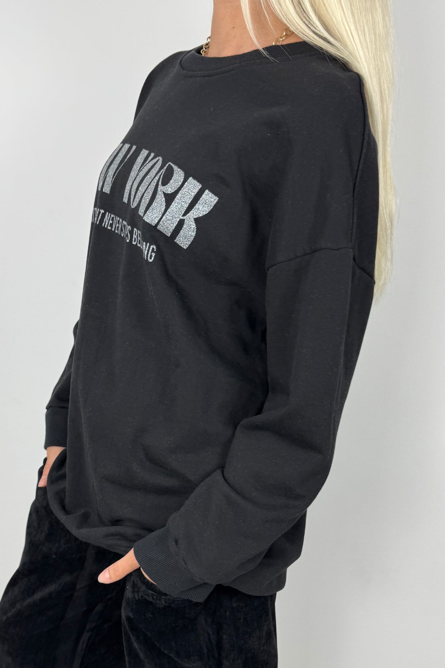 Oversize Sweatshirt New York –Schwarz