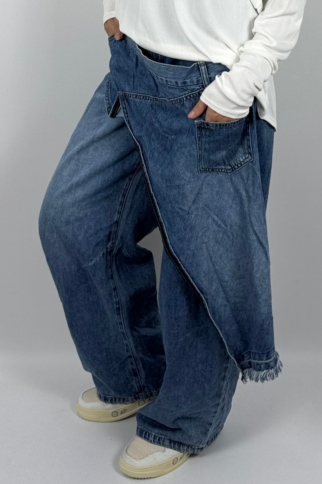Damen Baggy Jeans mit Wickel-Detail