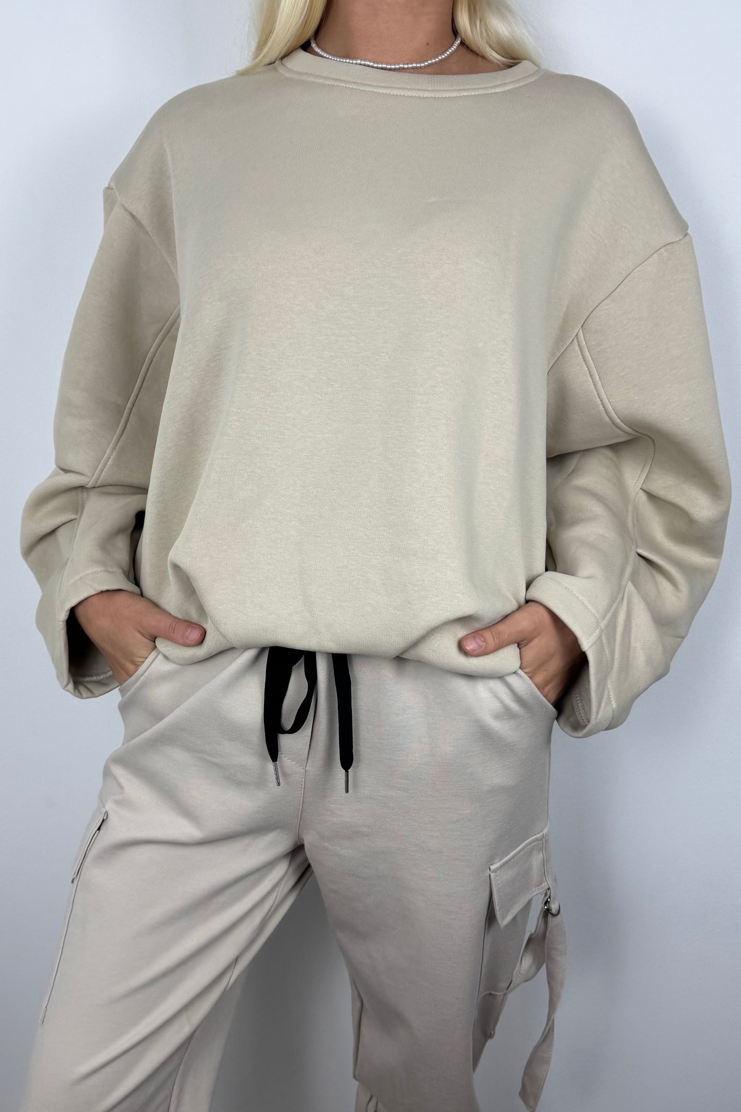 Damen Oversize Sweatshirt mit Rundhalsausschnitt –Beige