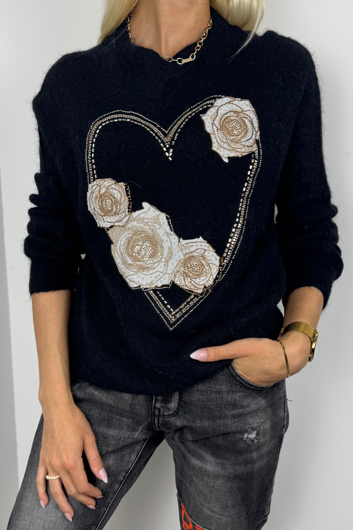 Pullover mit Herz- und Rosen-Design-Schwarz
