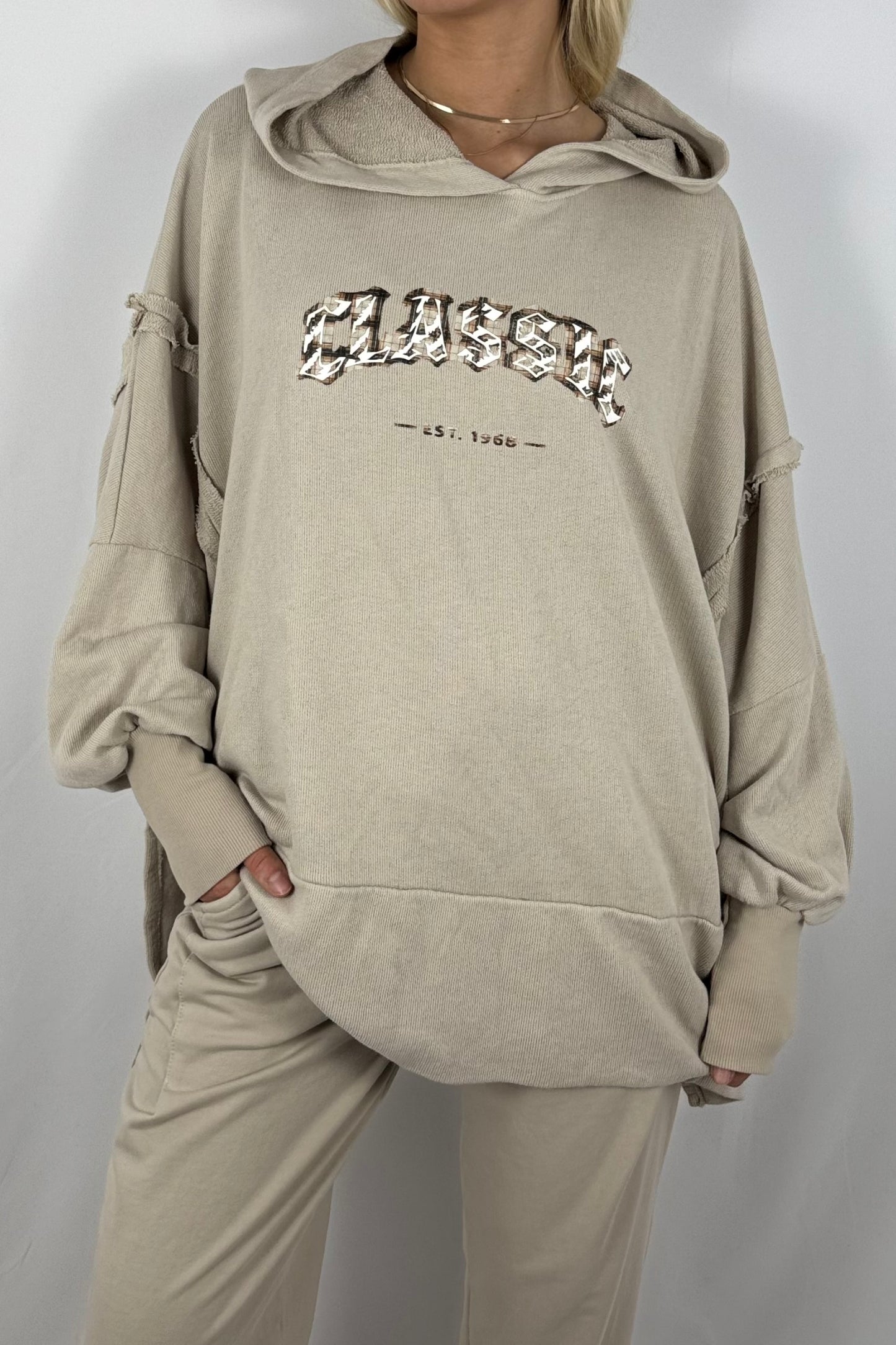 Damen Oversize Hoodie – Classic Print-Beige