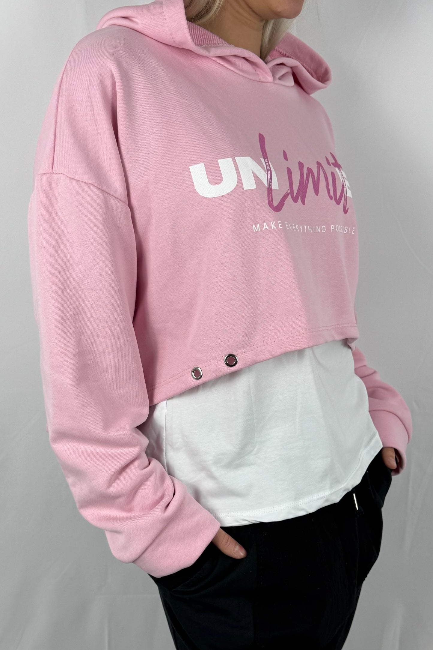 Cropped Hoodie „Unlimited – Make Everything Possible“-Rosa