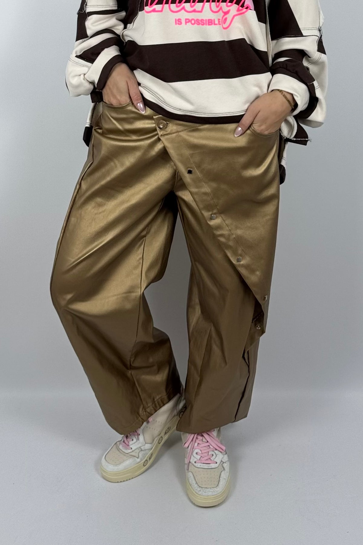 Damen Lederlook-Hose mit asymmetrischem Detail – Bronze