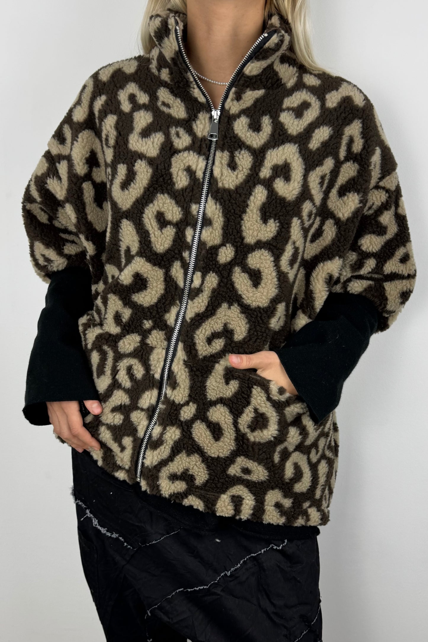 Oversize Teddy-Jacke mit Muster – Mud