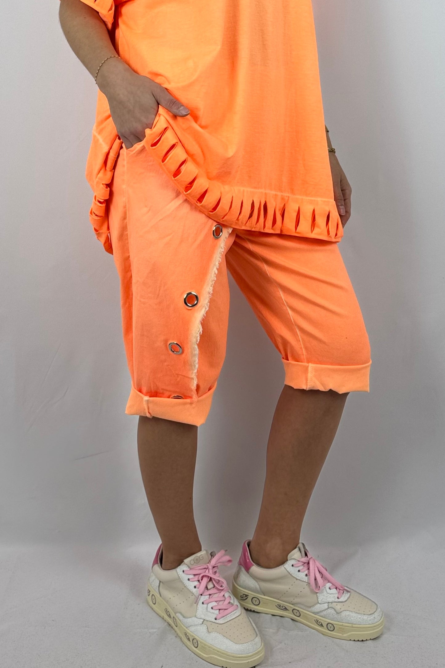 Paperbag-Shorts mit Zierösen und asymmetrischer Front- Neon Orange