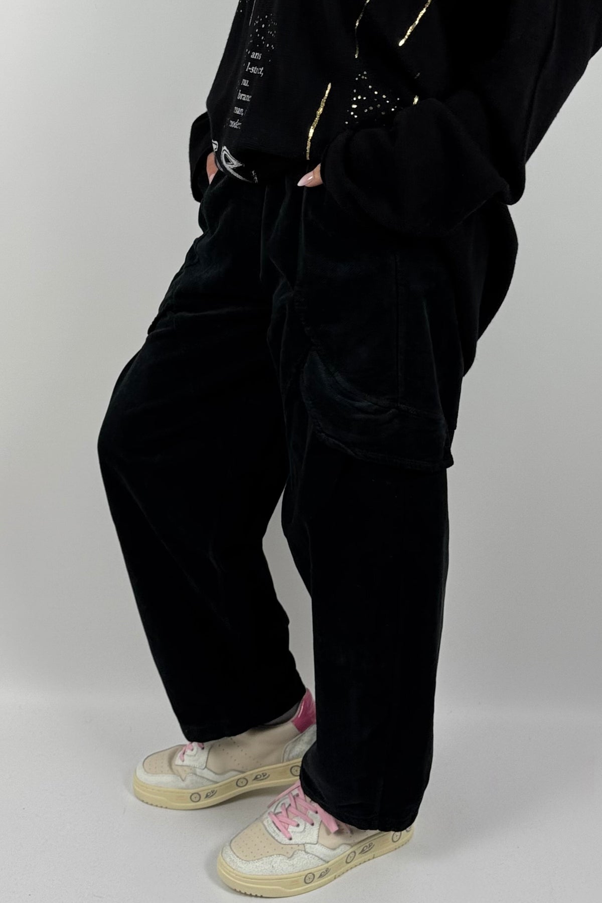Lässige Baggy-Hose mit Cargo-Taschen-Schwarz