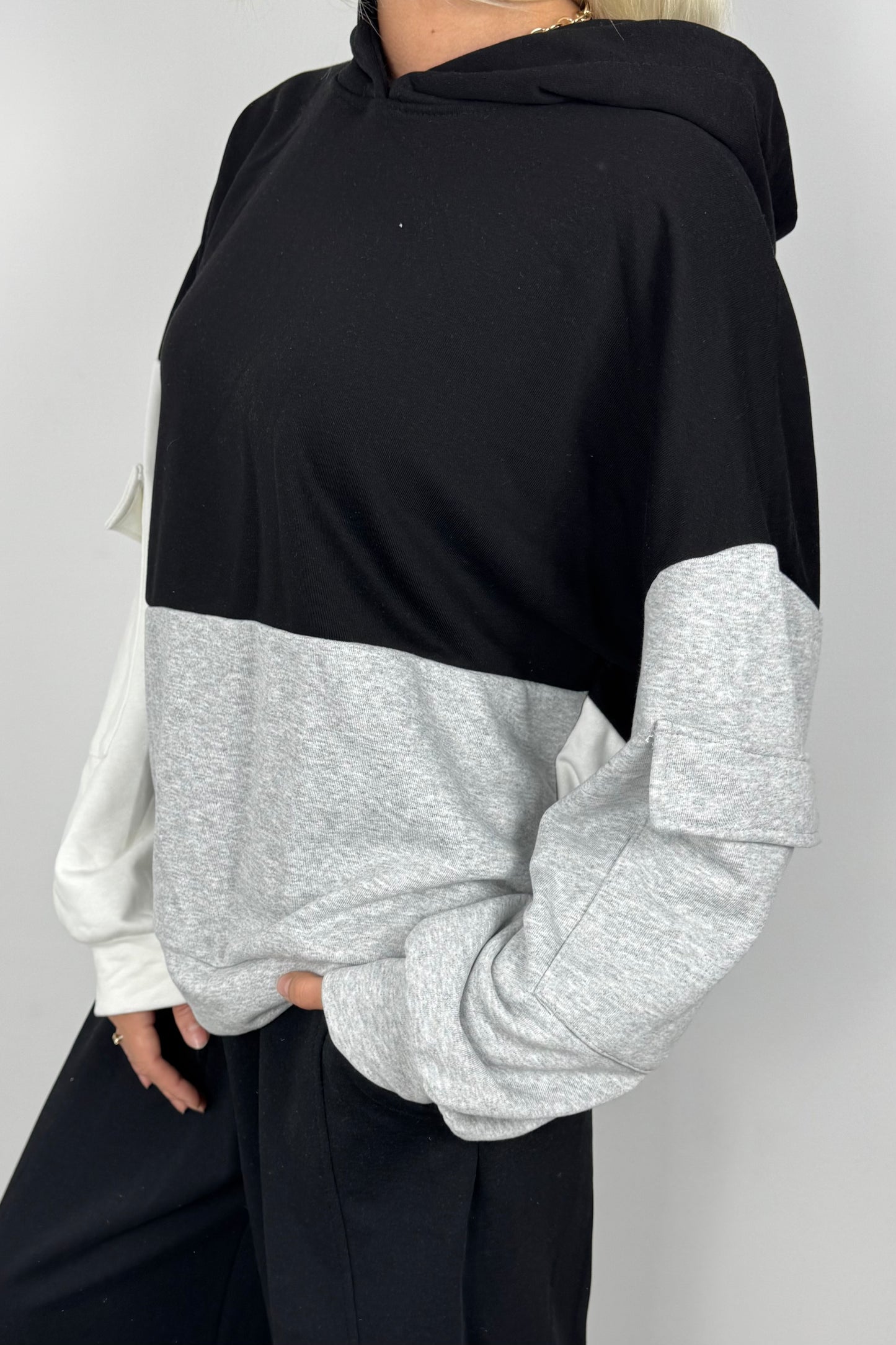 Oversize Damen Hoodie mit Farb-Block Design-Schwarz