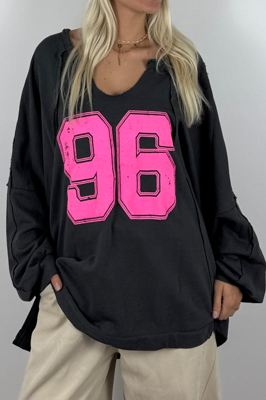 Oversize Shirt mit „96“-Statement –grau