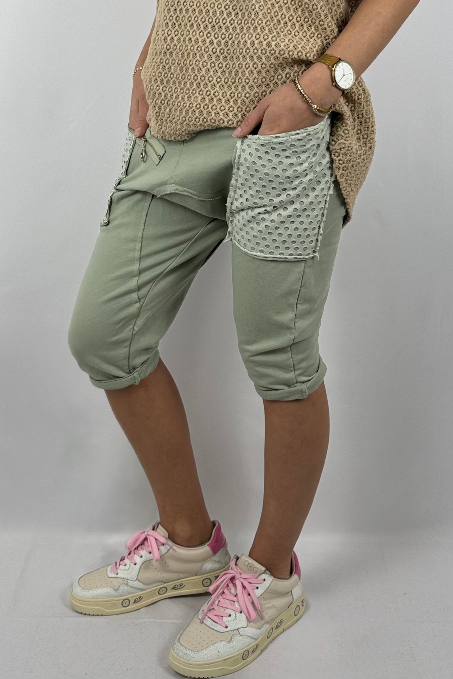 Baggy-Shorts mit Reißverschluss-Detail und Struktur-Einsätzen-Khaki