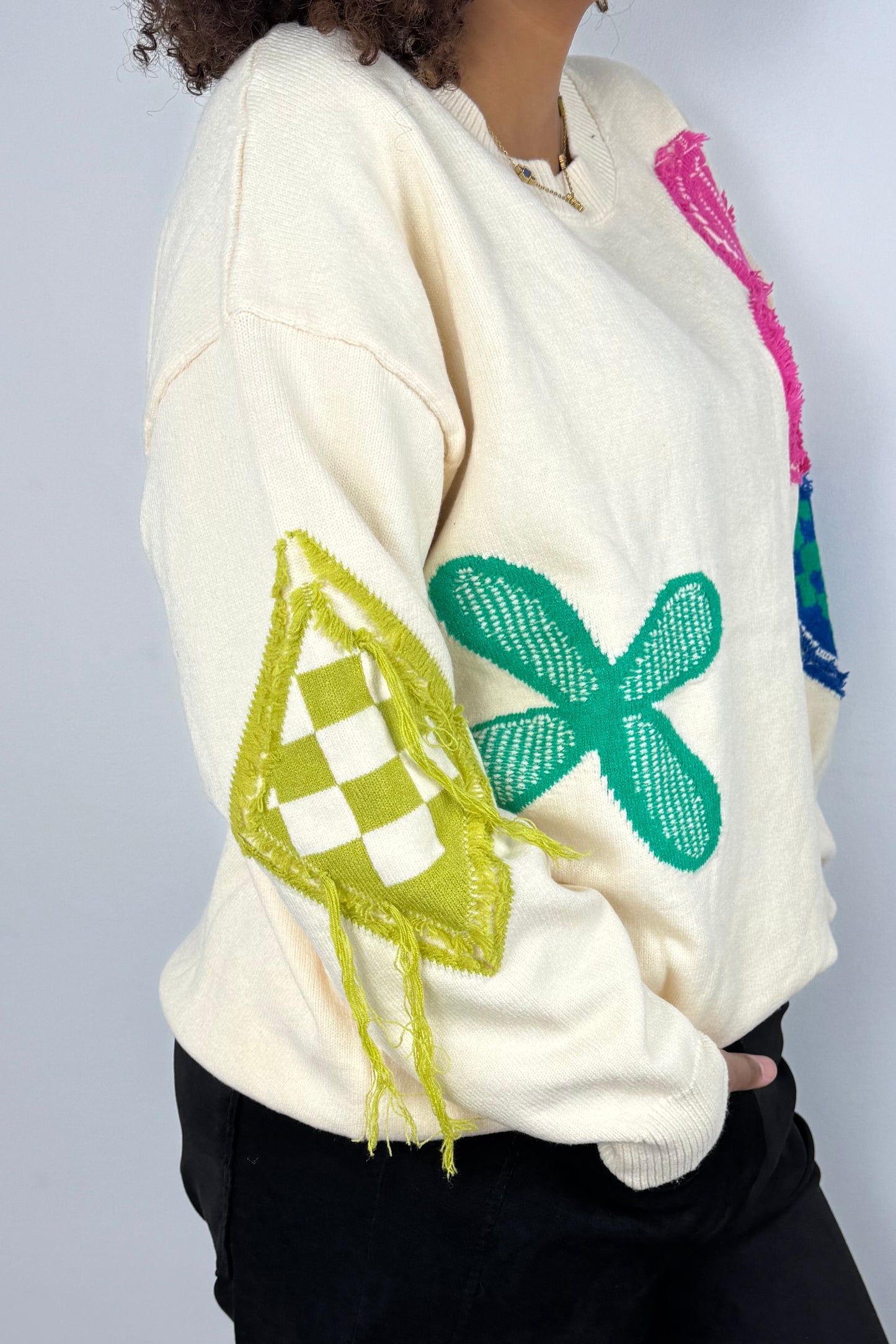 Strickpullover mit bunten Blumen-Details – Beige