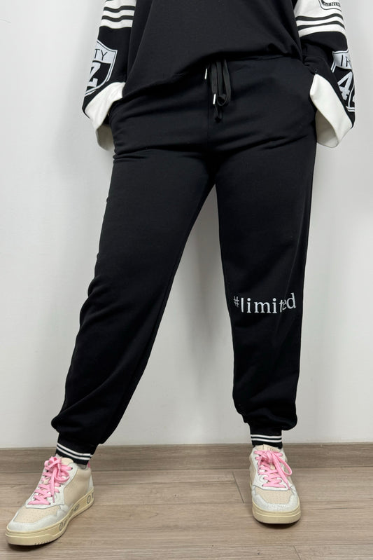Schwarze Limited Edition Hose – modern & vielseitig