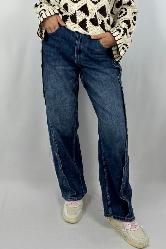 Damen Stretch-Jeans mit dekorativer Knopfleiste – Blue Denim