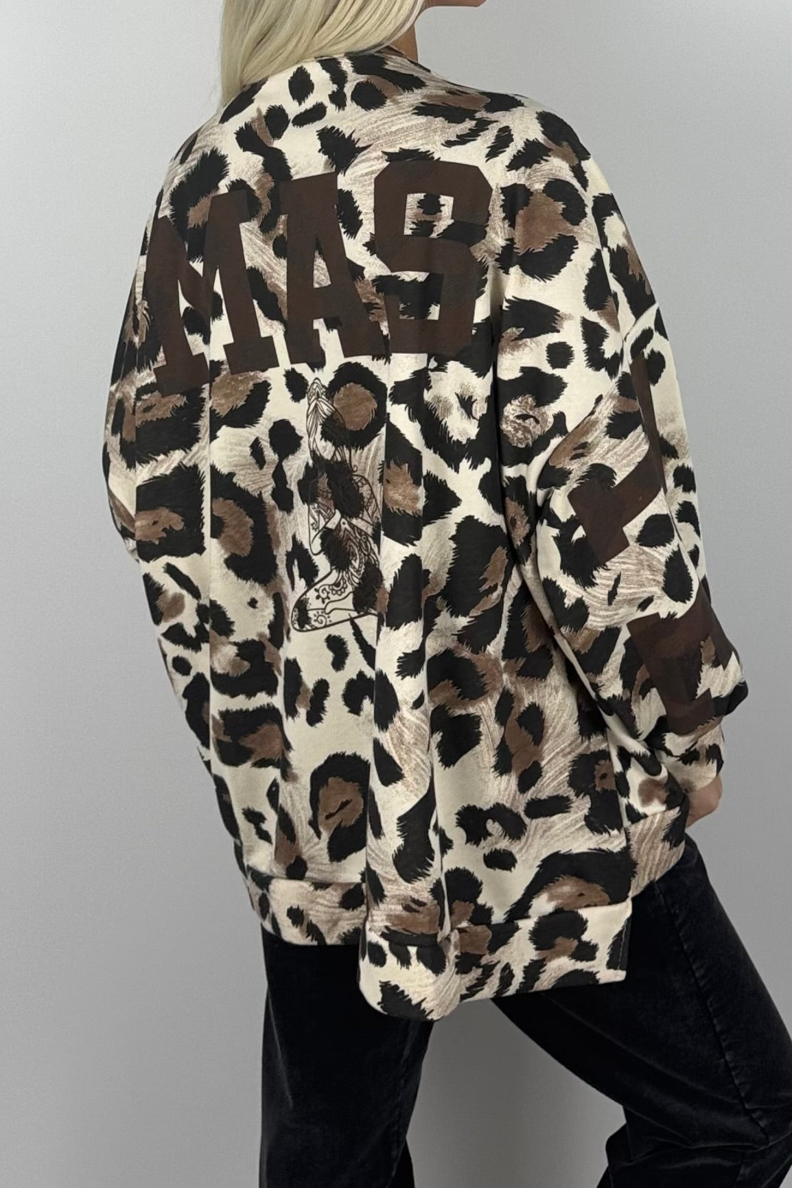 Leo Oversize Sweatshirt „Namaste“-Beige