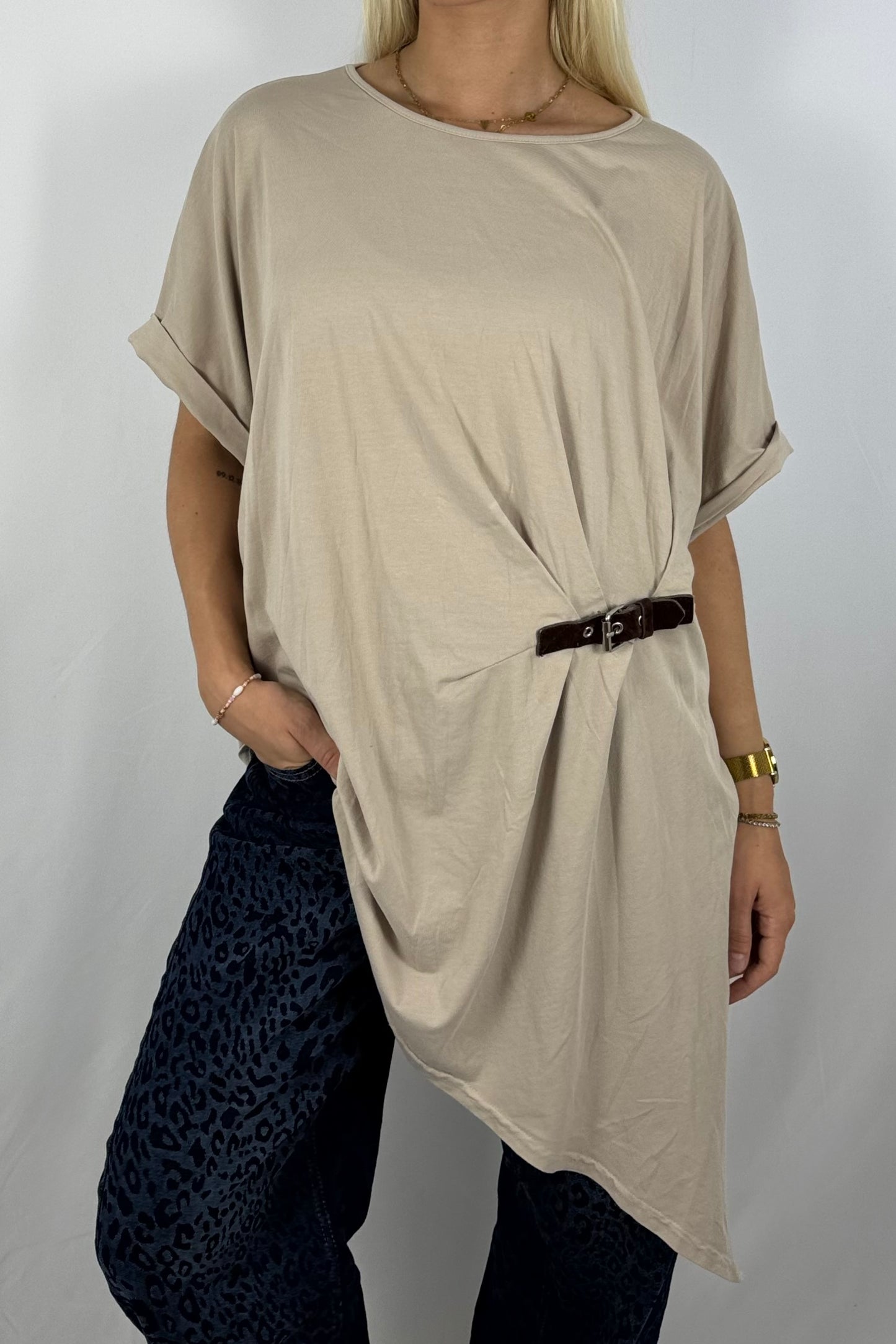 Damen Longshirt mit Schnalle – Oversize-Beige