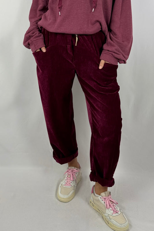 Damen Hose – Samtoptik mit Leo-Kordel-Bordeux