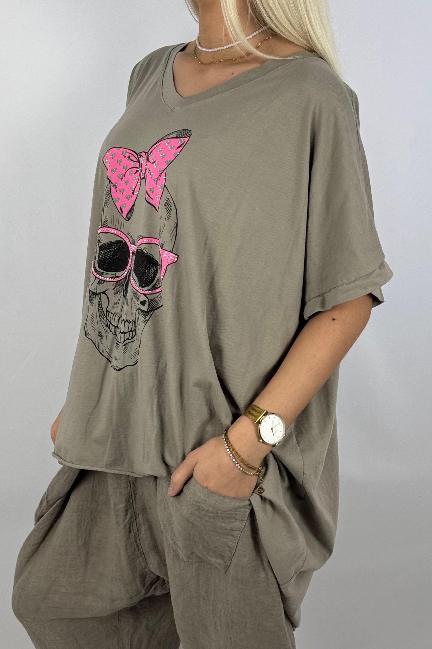 Oversize-Shirt mit Skull-Print & Neon-Details-Mud
