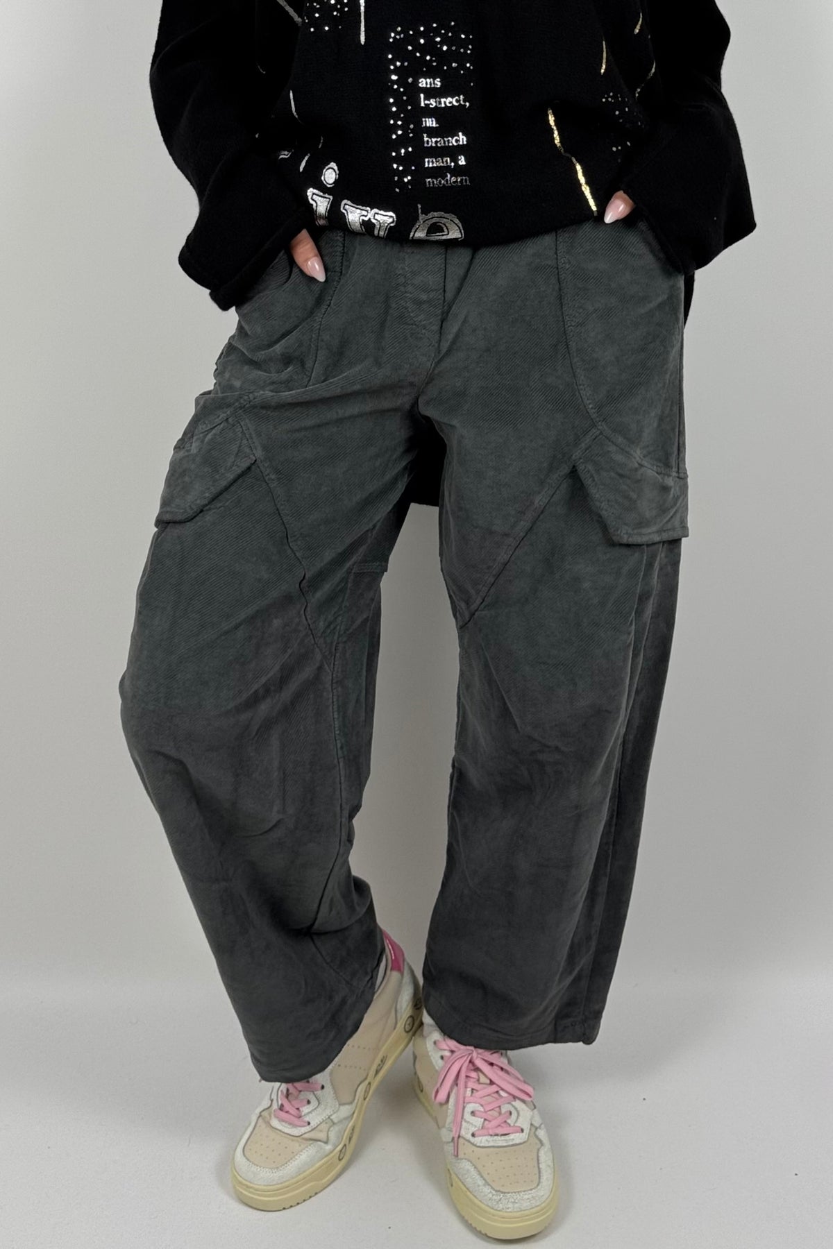 Lässige Baggy-Hose mit Cargo-Taschen-Grau