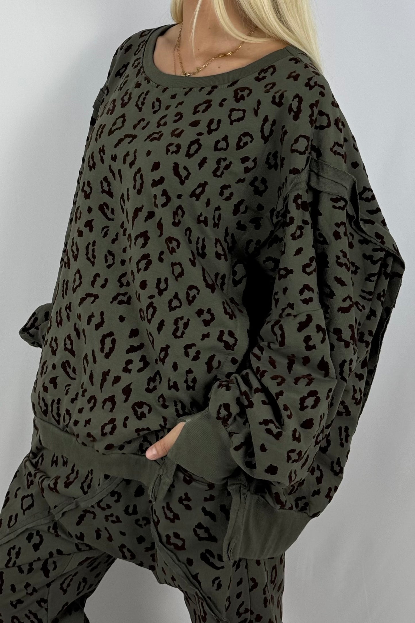 Damen Leo Sweatshirt – Oversize-Khaki