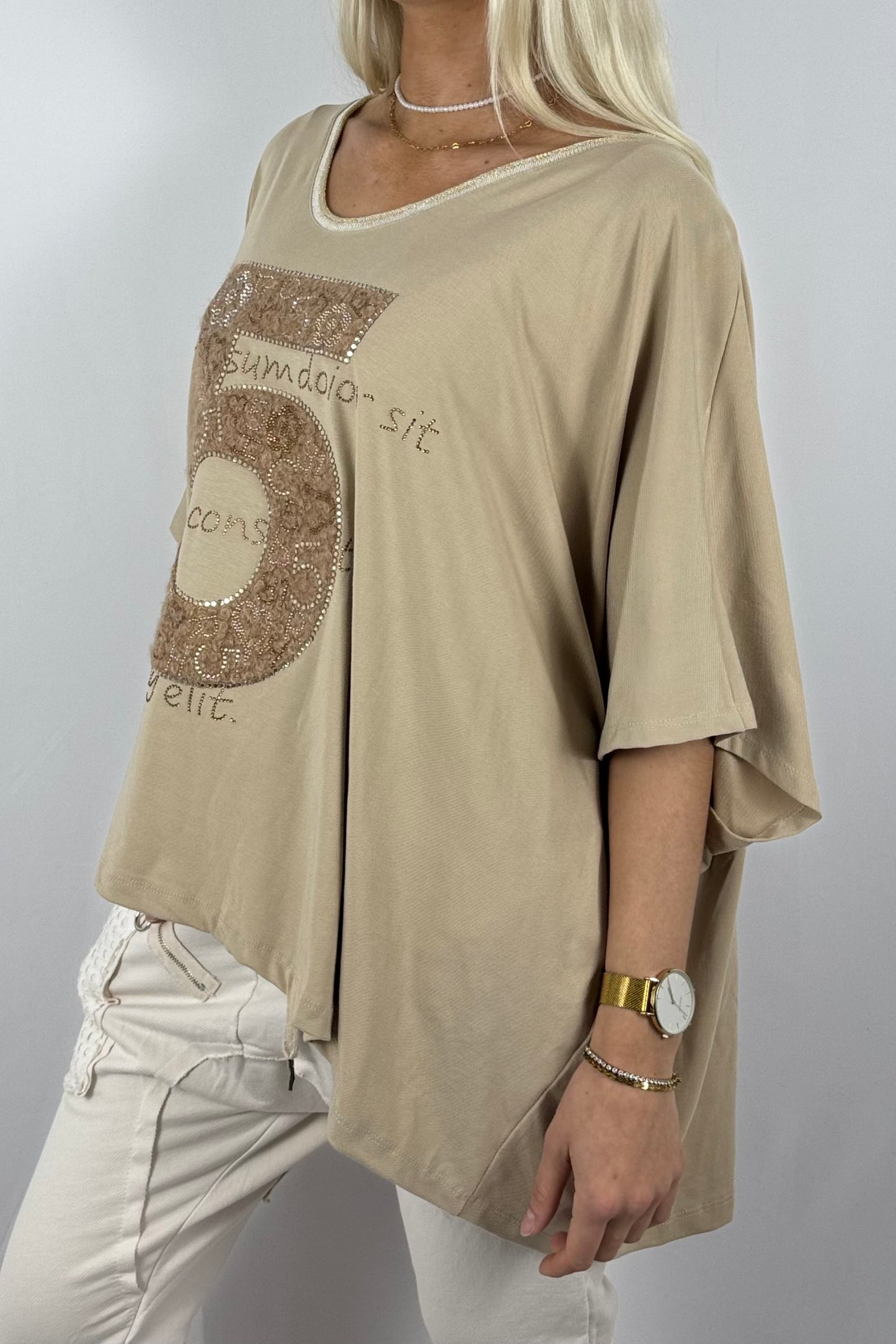 Oversize-Shirt mit Strass-Applikation „5“-Kamel