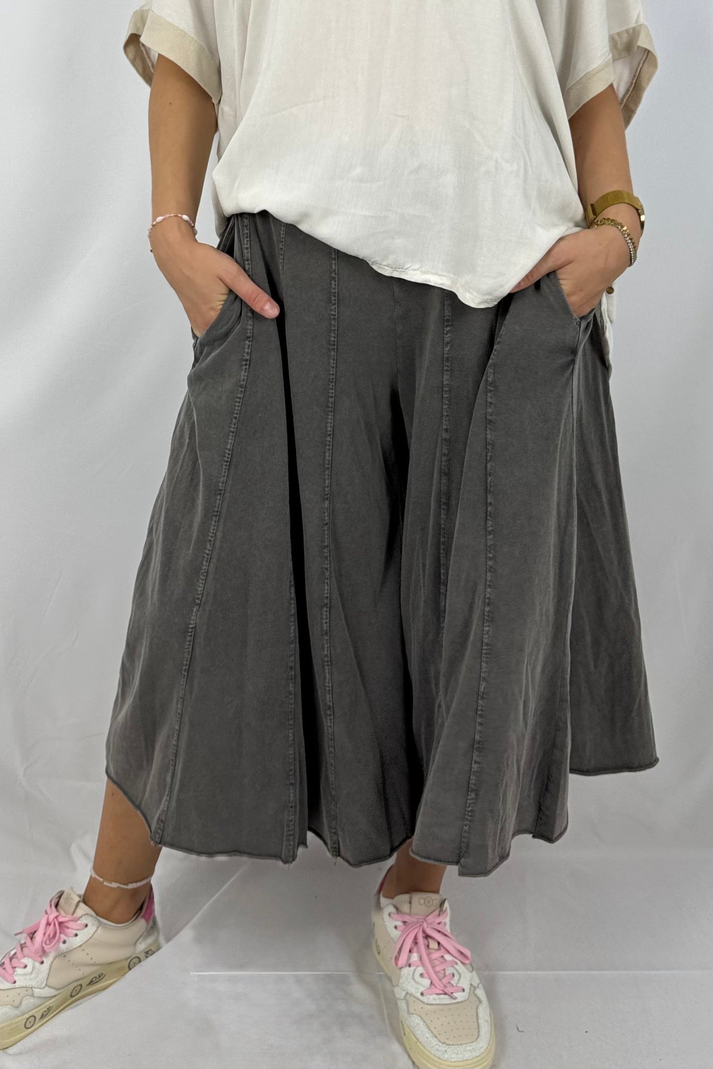 Lässige Oversize-Hose mit elastischem Bund-Schwarz