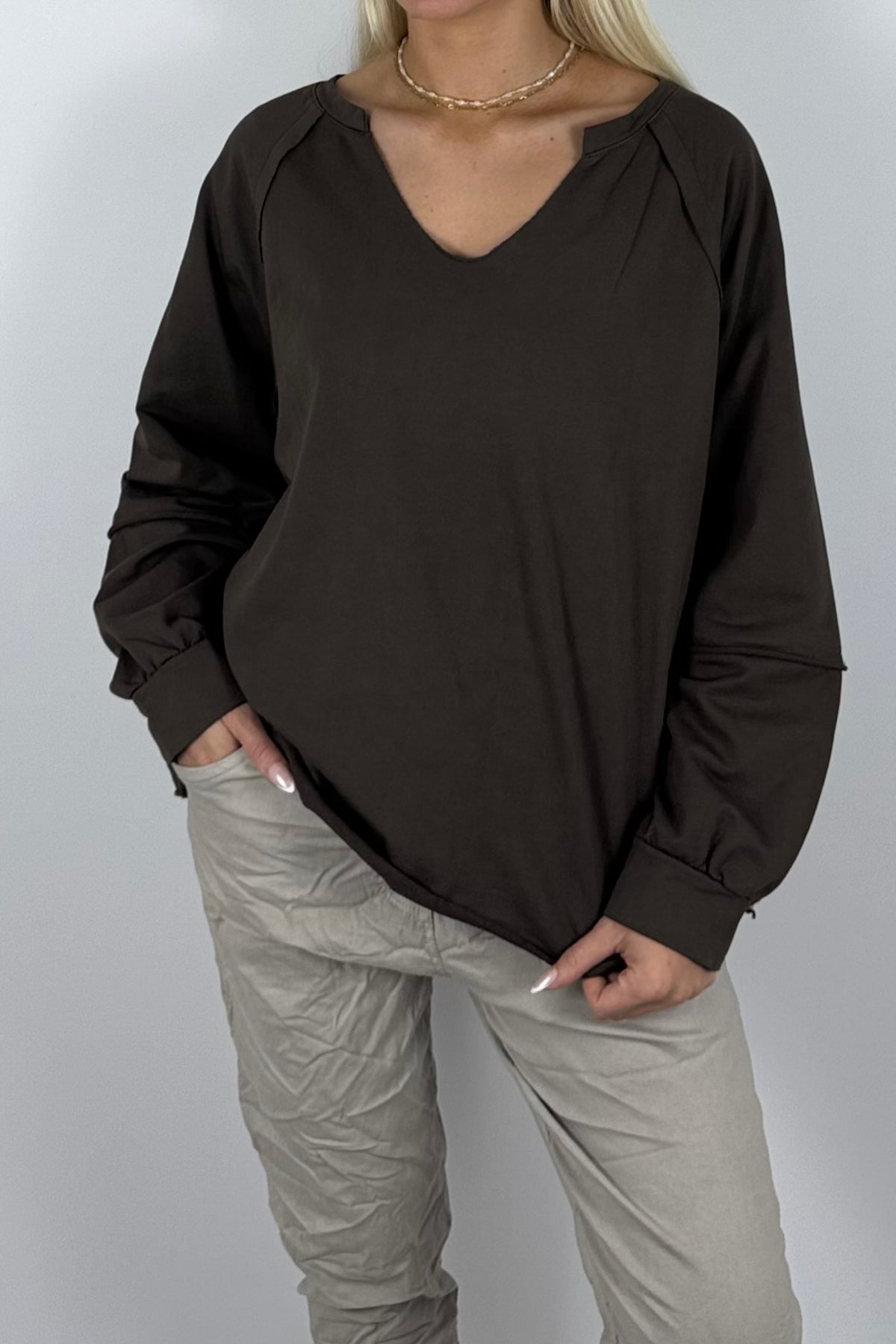 Damen Oversize-Sweatshirt mit V-Ausschnitt-Schoko