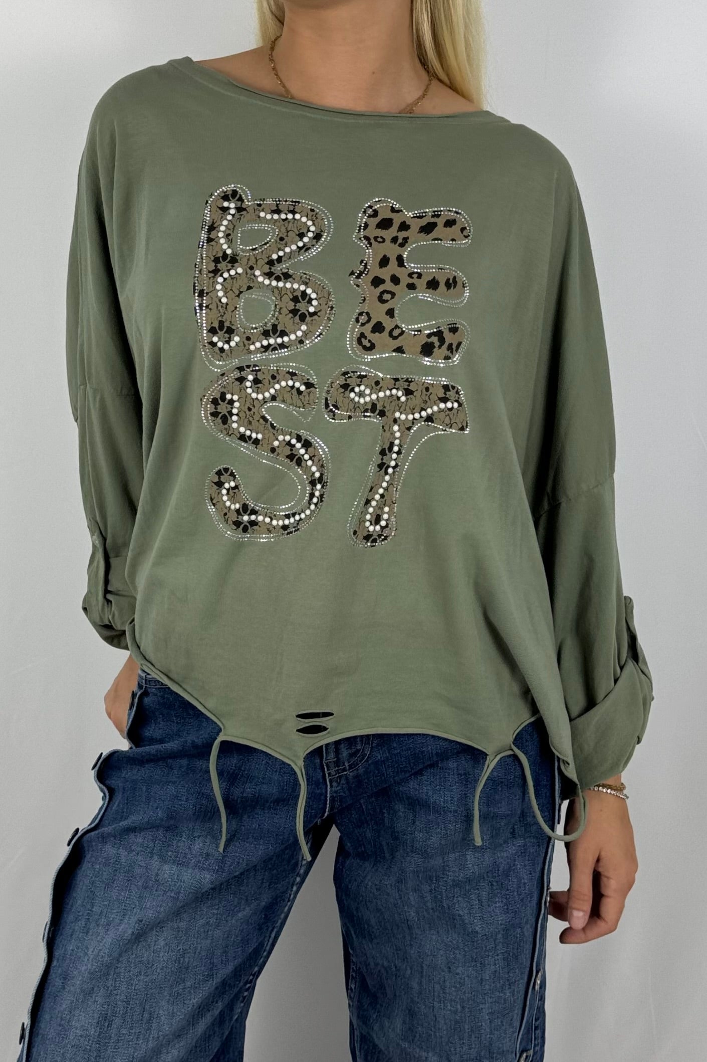 Oversize-Shirt „BEST“ mit Leo-Print und Strass-Details-Khaki