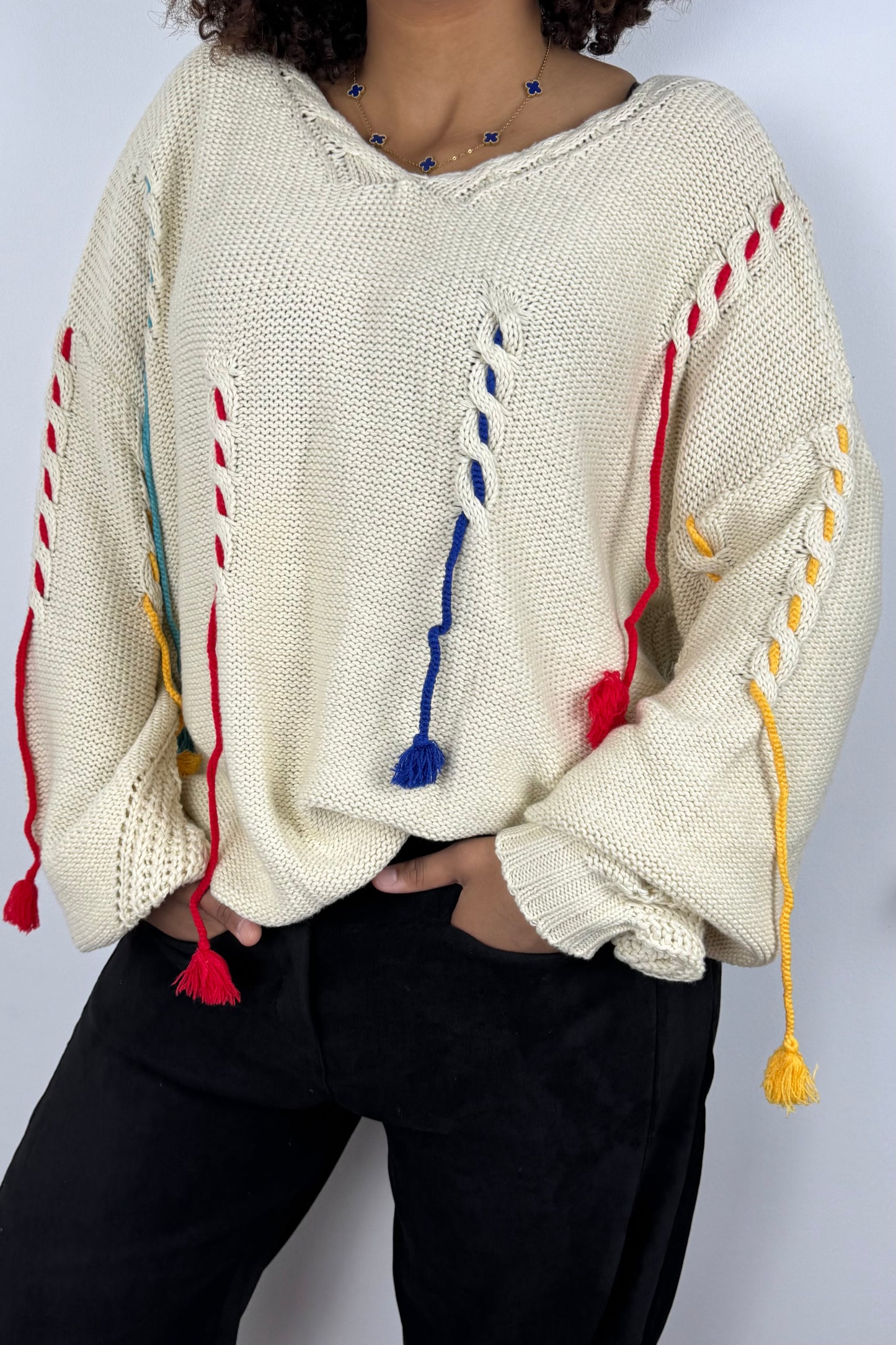 Strickpullover mit bunten Details – Beige