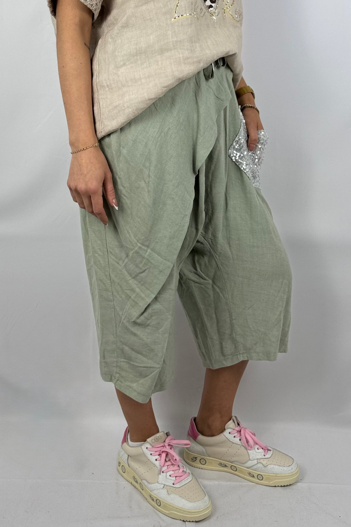 Leichte Wide-Leg-Hose mit Pailletten-Tasche-Khaki