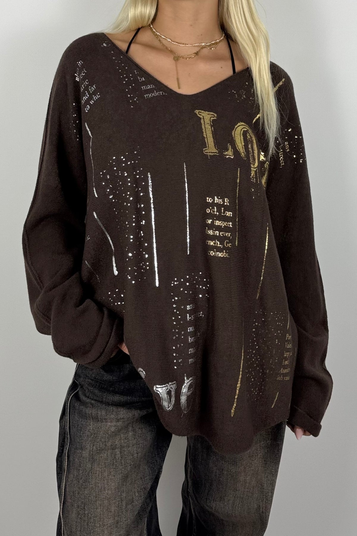 Oversize Shirt mit V-Ausschnitt & Metallic-Print-Coffee