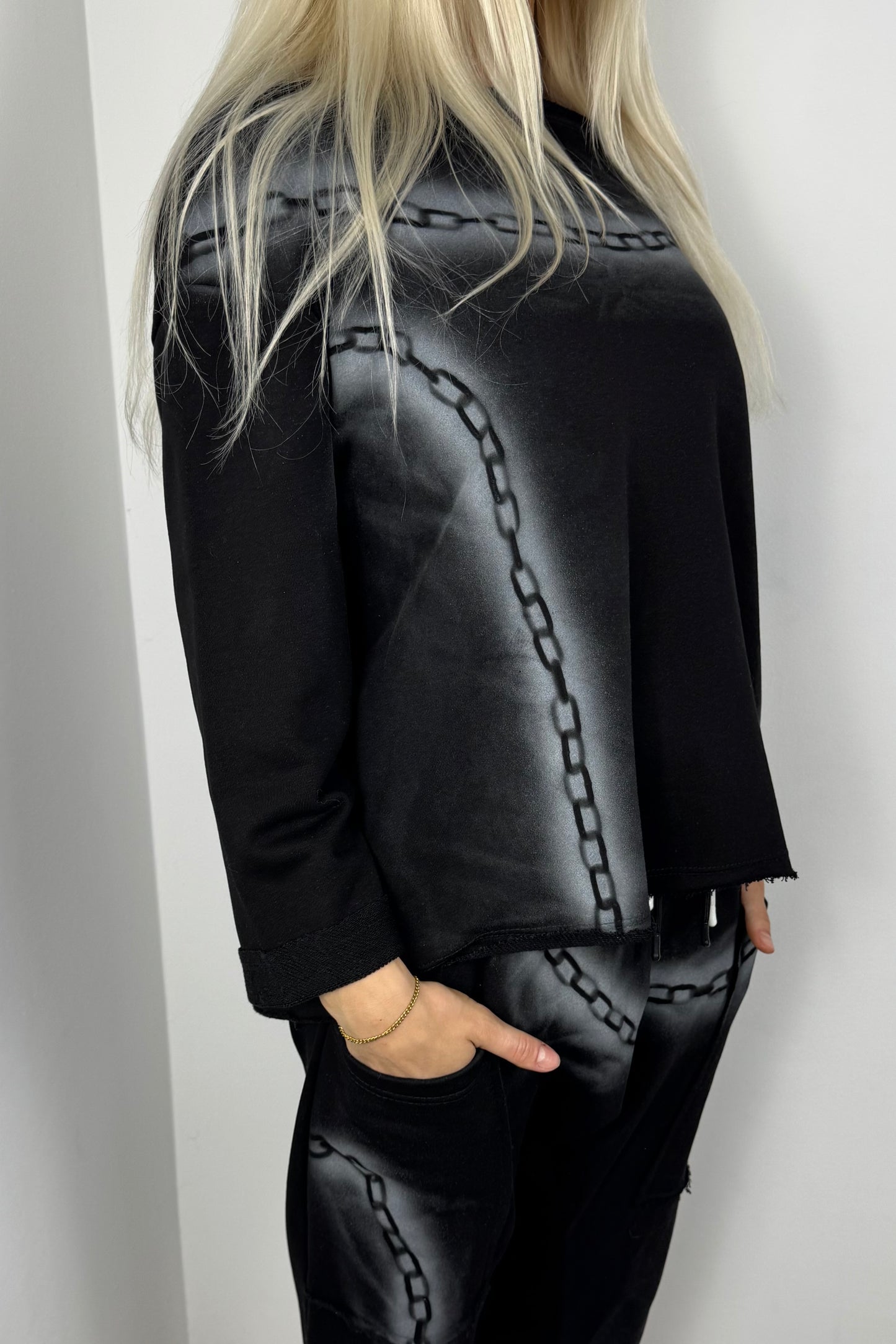 Shirt mit Ketten-Print –Schwarz