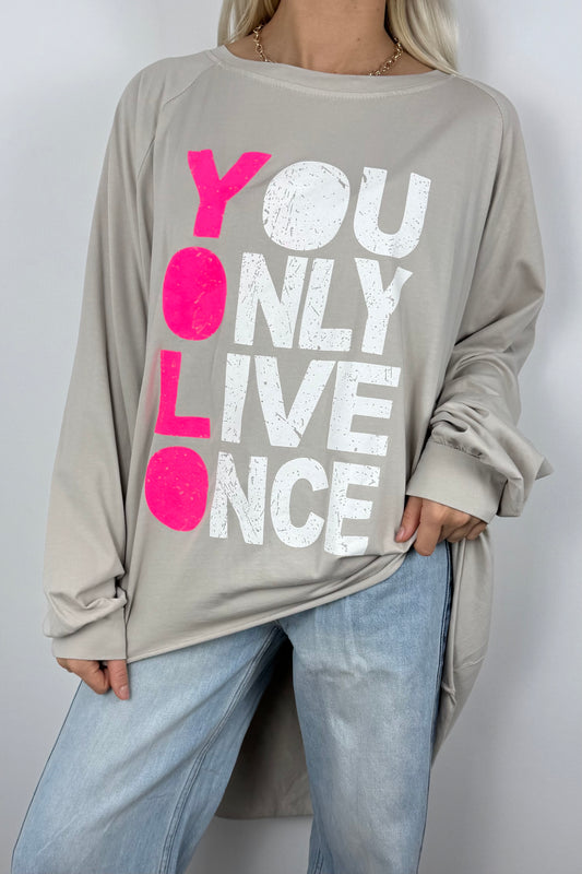 Oversize Shirt „YOLO“ –Beige