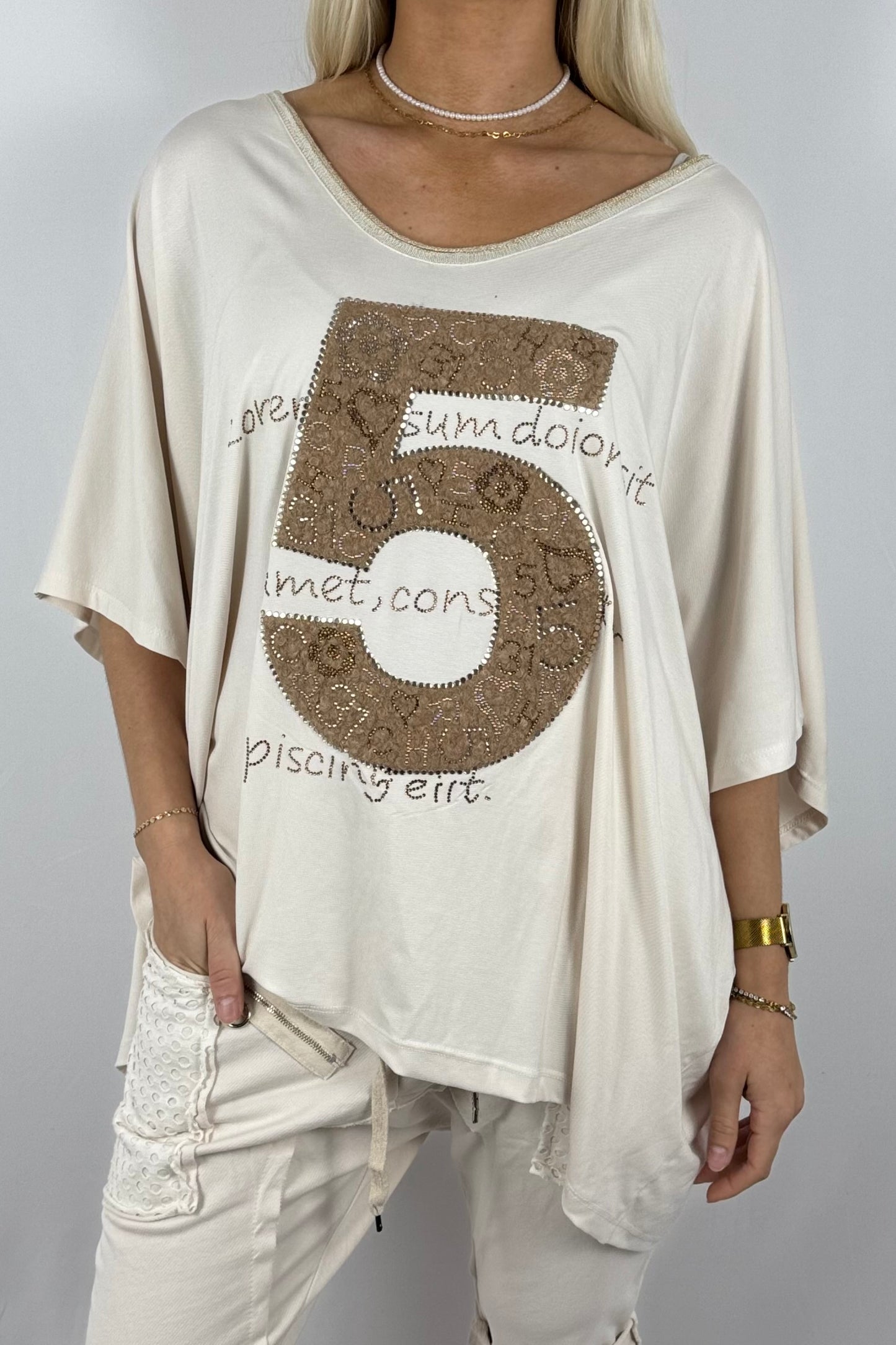 Oversize-Shirt mit Strass-Applikation „5“-Beige