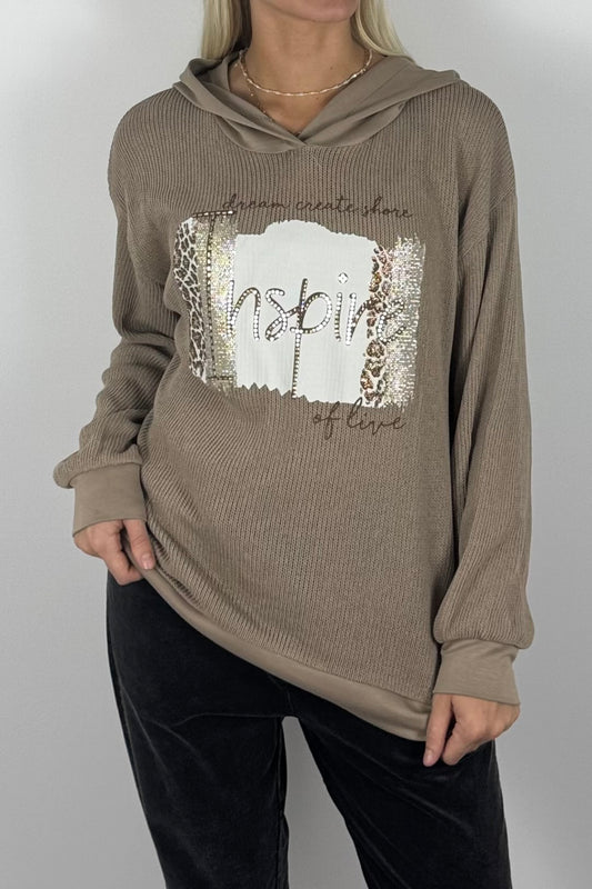 Damen Pullover mit Kapuze & Inspire-Print – Mud