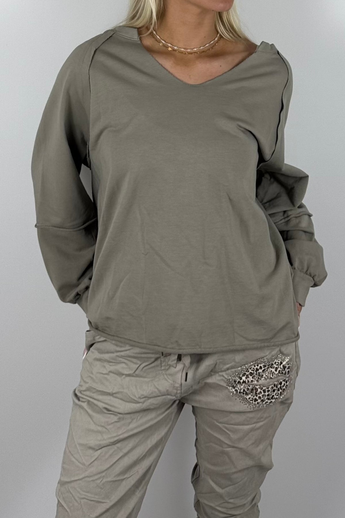 Damen Oversize-Sweatshirt mit V-Ausschnitt-Mud