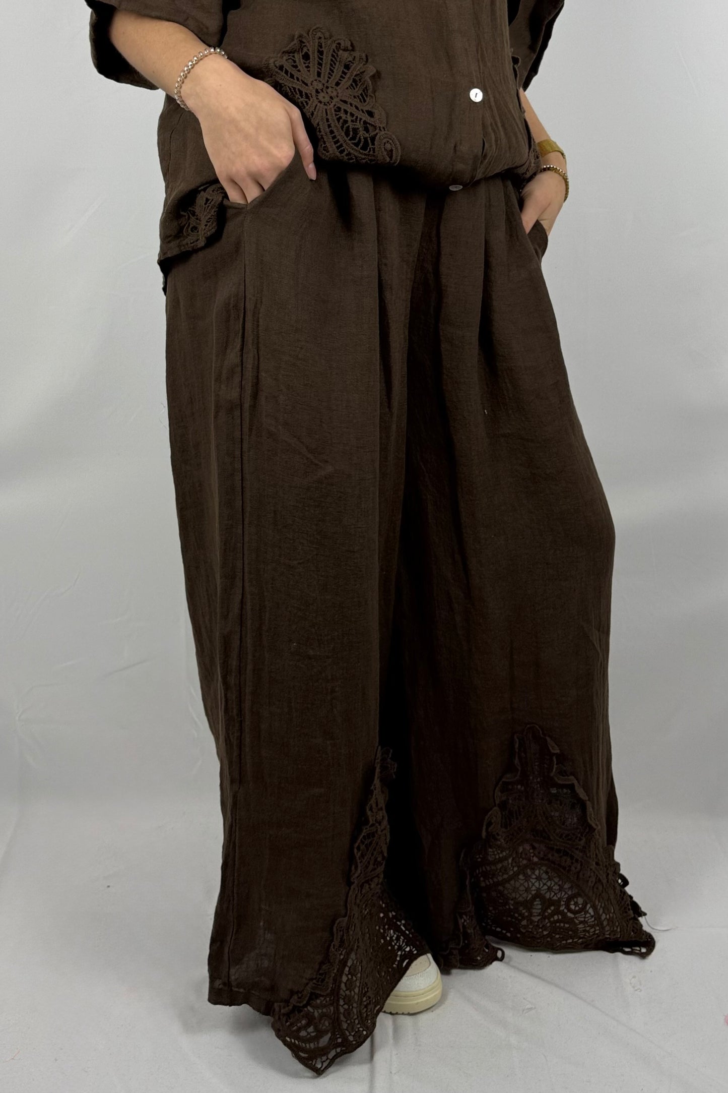 Leinen Hose mit Spitze – Luftiger Oversize Fit-Choco