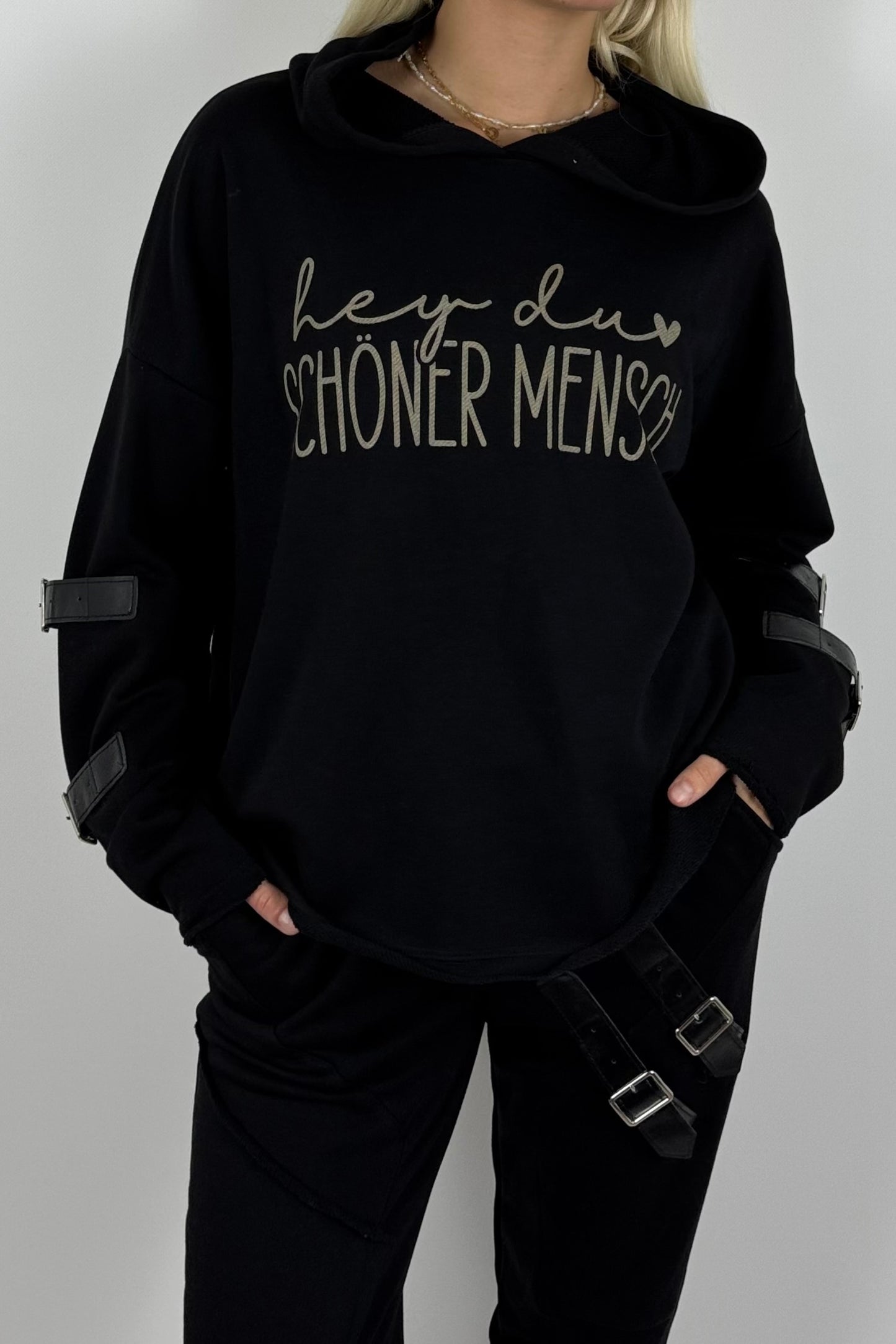 Oversize Hoodie „Hey du schöner Mensch“ mit Kapuze – Schwarz