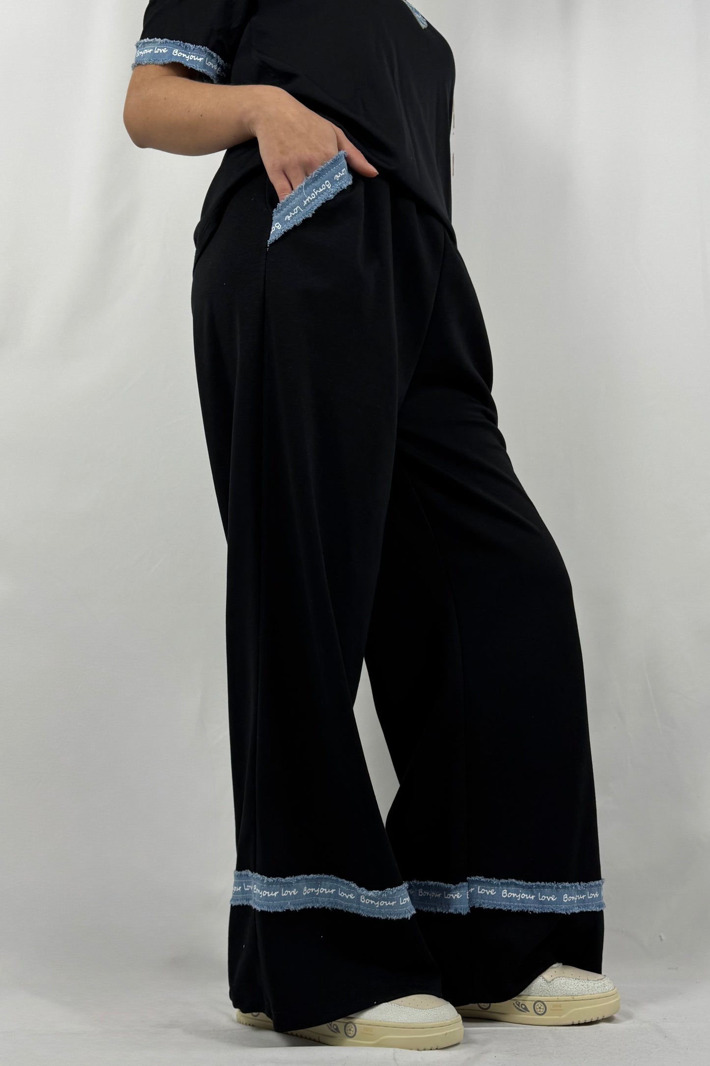 Damen Wide Leg Hose mit Bonjour Love Detail-Schwarz