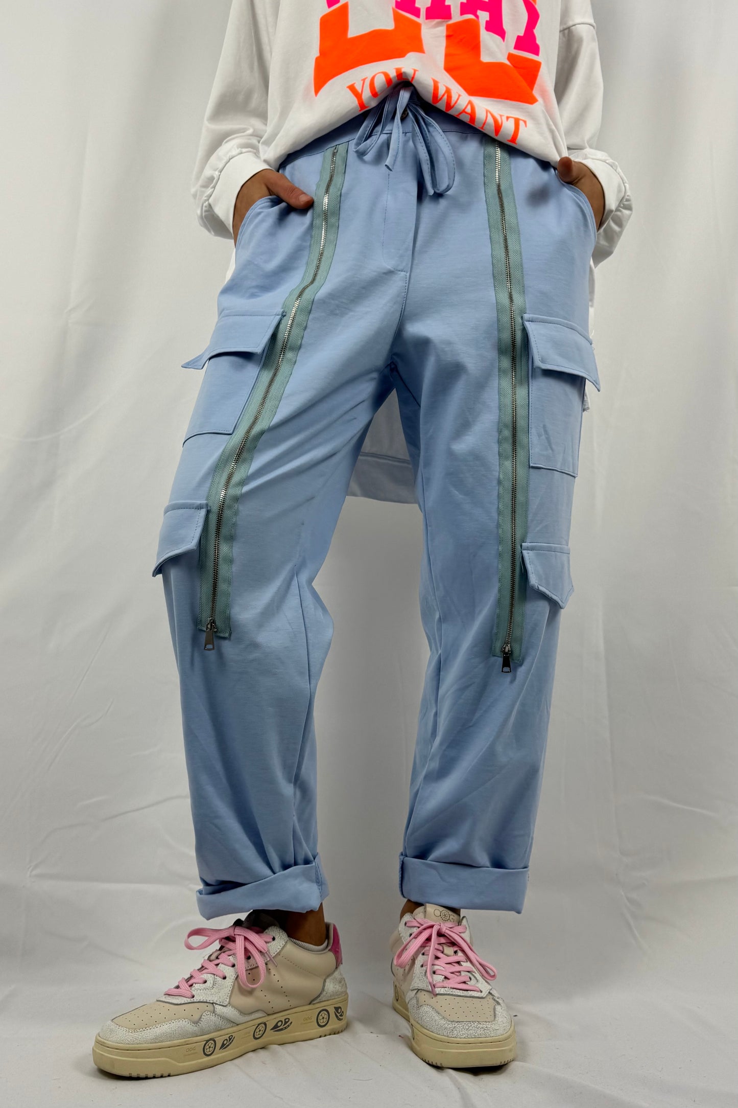 Hose mit Elastikbund, Zipper-Details & Taschen-Hell Blau