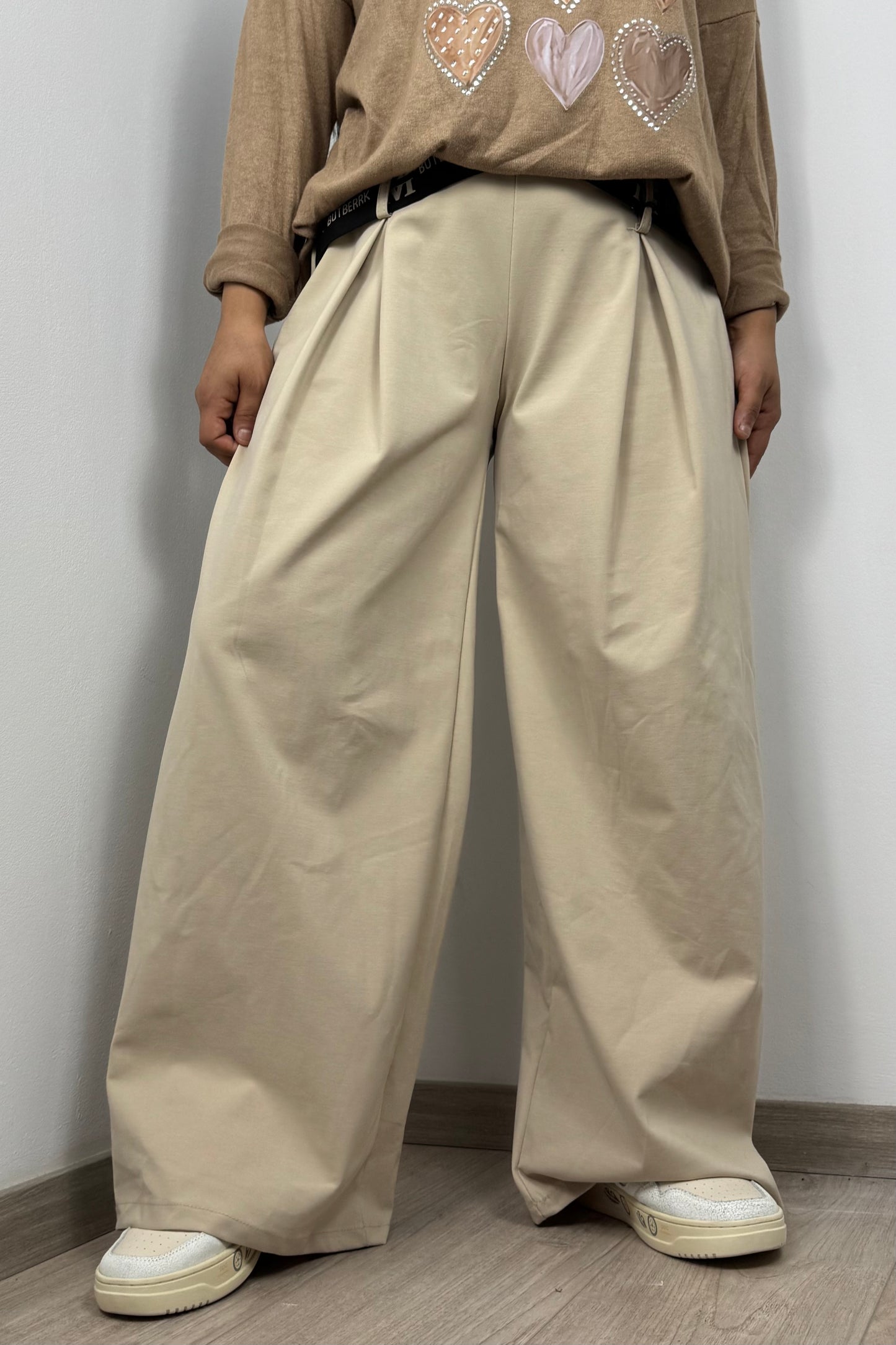 Trendige Culotte mit elastischem Bund und Logo-Bändern